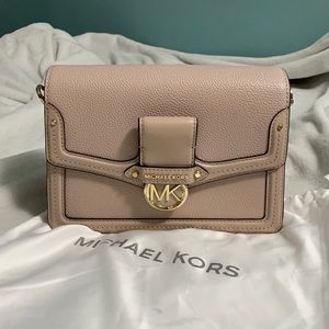 Michael kors crossbody